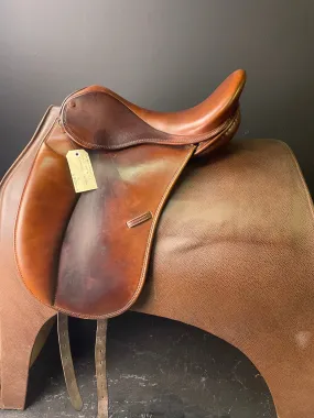 Ambassador Turnout Dressage Saddle 16.5 ID:2048E