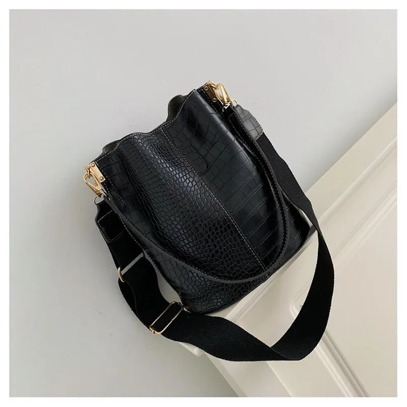 Jessie Bucket Bag