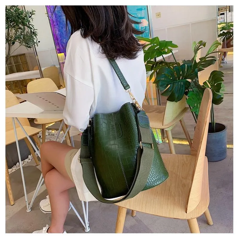 Jessie Bucket Bag