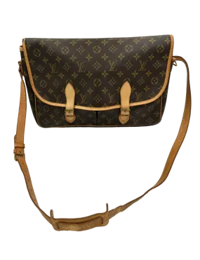 Louis Vuitton Gibeciere MM Satchel Bag