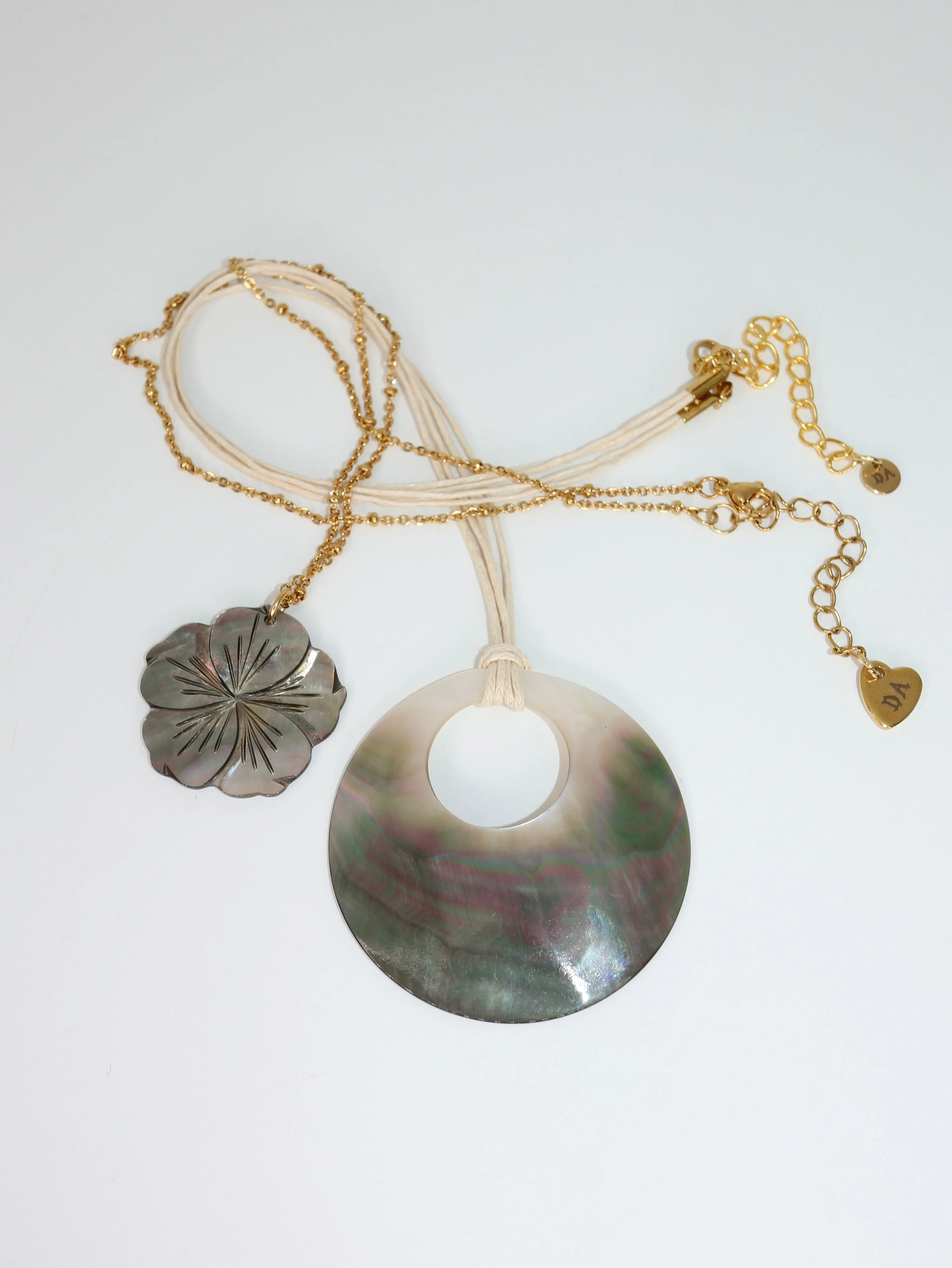 Naia Shell Necklace